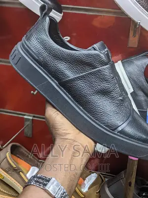 Balmain Paris Sneakers Pure Leather Black