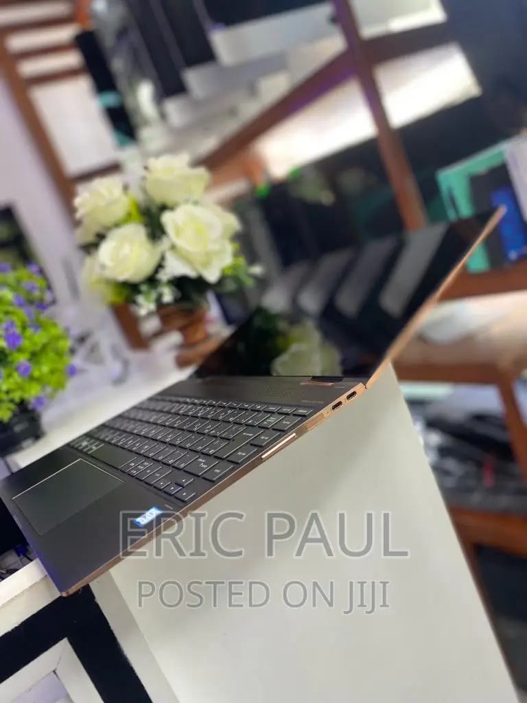 New Laptop HP Spectre 13t 16GB Intel Core I7 SSD 1T