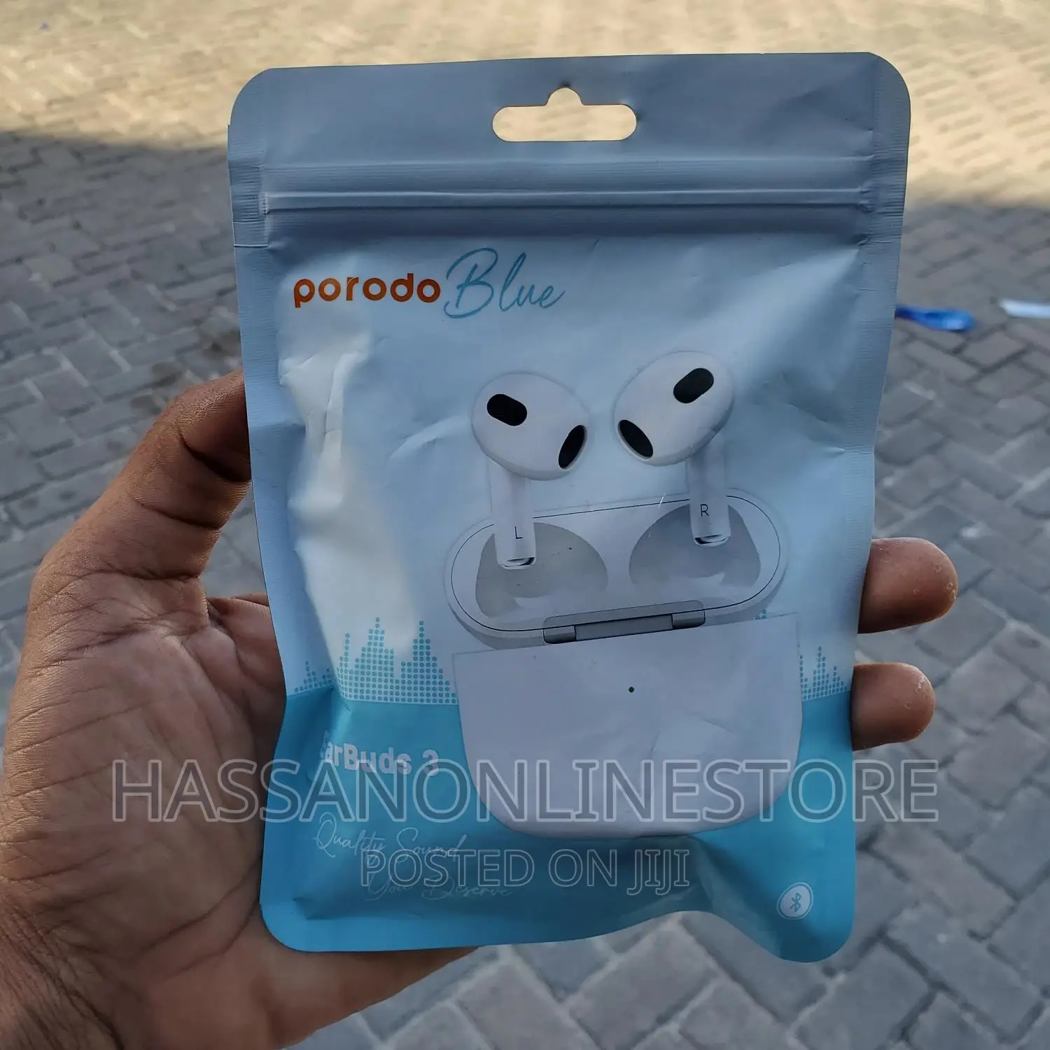 Porodo Blue Deep Bass Wireless Earbuds 3