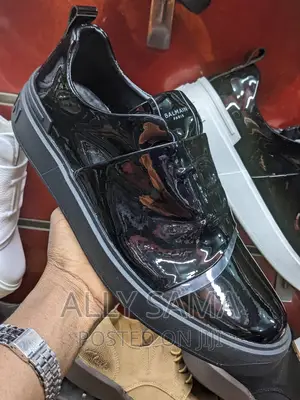 Balmain Paris Sneakers Original