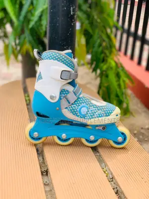 Roller Skates - Viatu Vya Matairi Kutembea