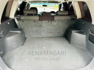 Toyota Kluger 2004 White