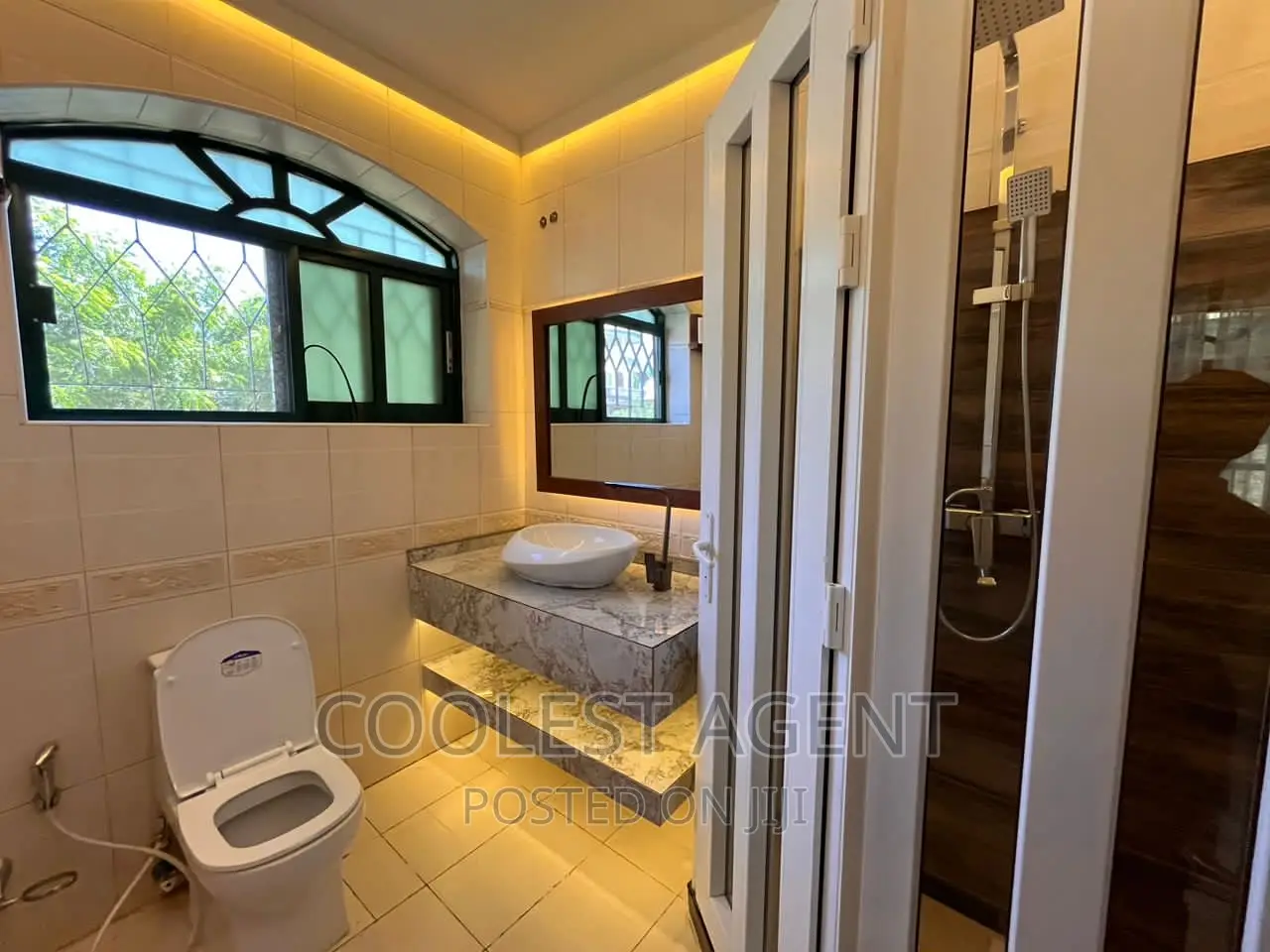 Furnished 4bdrm Villa in Masaki, Kinondoni for rent