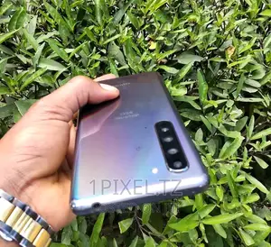 Sharp Aquos R5G 256 GB Black