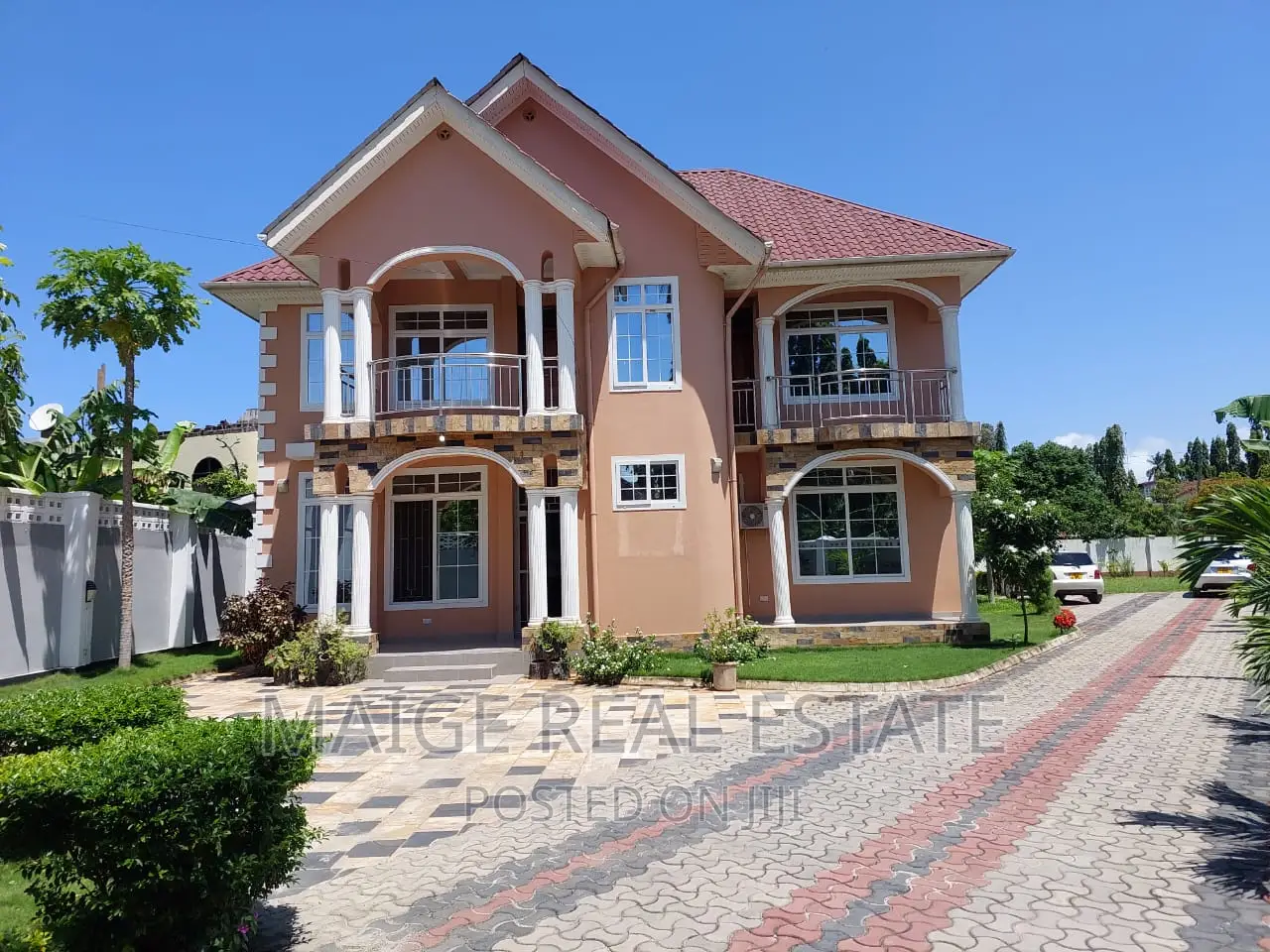 4bdrm Duplex in Ada Estate for rent