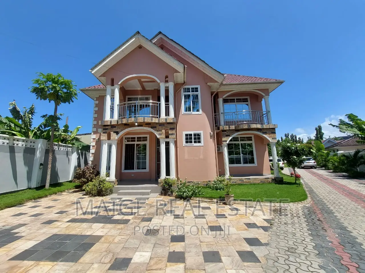 4bdrm Duplex in Ada Estate for rent