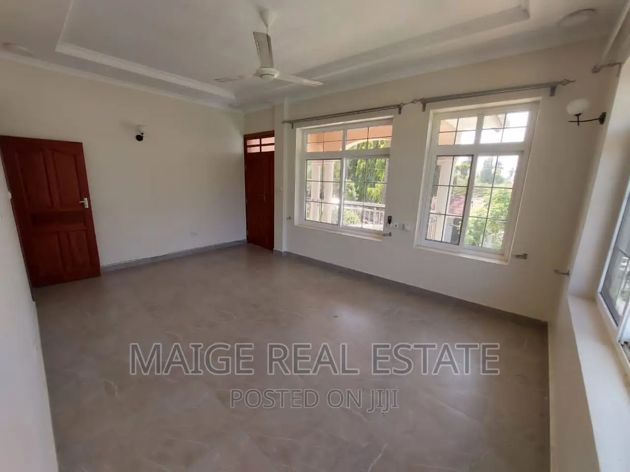 4bdrm Duplex in Ada Estate for rent