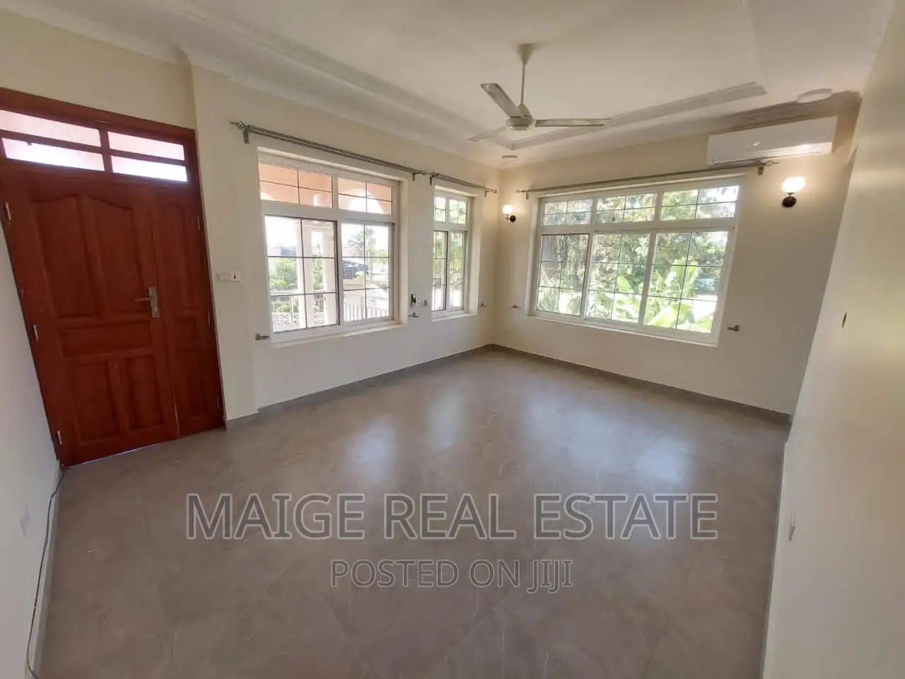 4bdrm Duplex in Ada Estate for rent