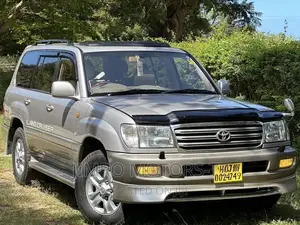 Toyota Land Cruiser 2002 Beige