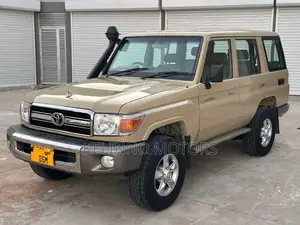 Toyota Land Cruiser 2015 Beige