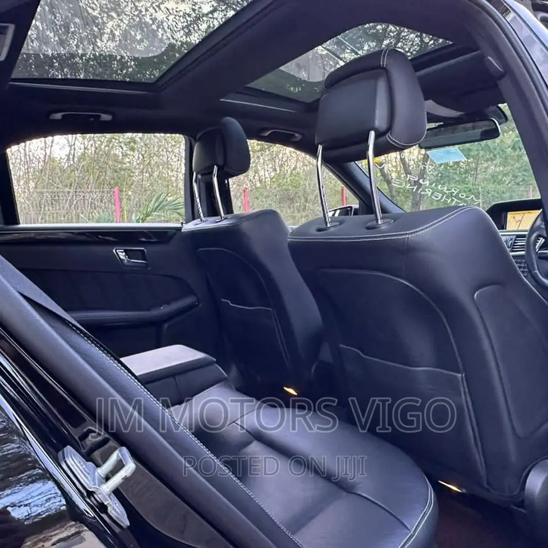 Mercedes-Benz E350 2011 Black