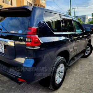 Toyota Land Cruiser Prado 2018 Black
