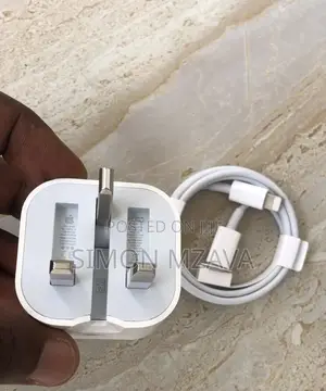 iPhone “15 14 13 12 11 X “Original Quality Smart Charger.
