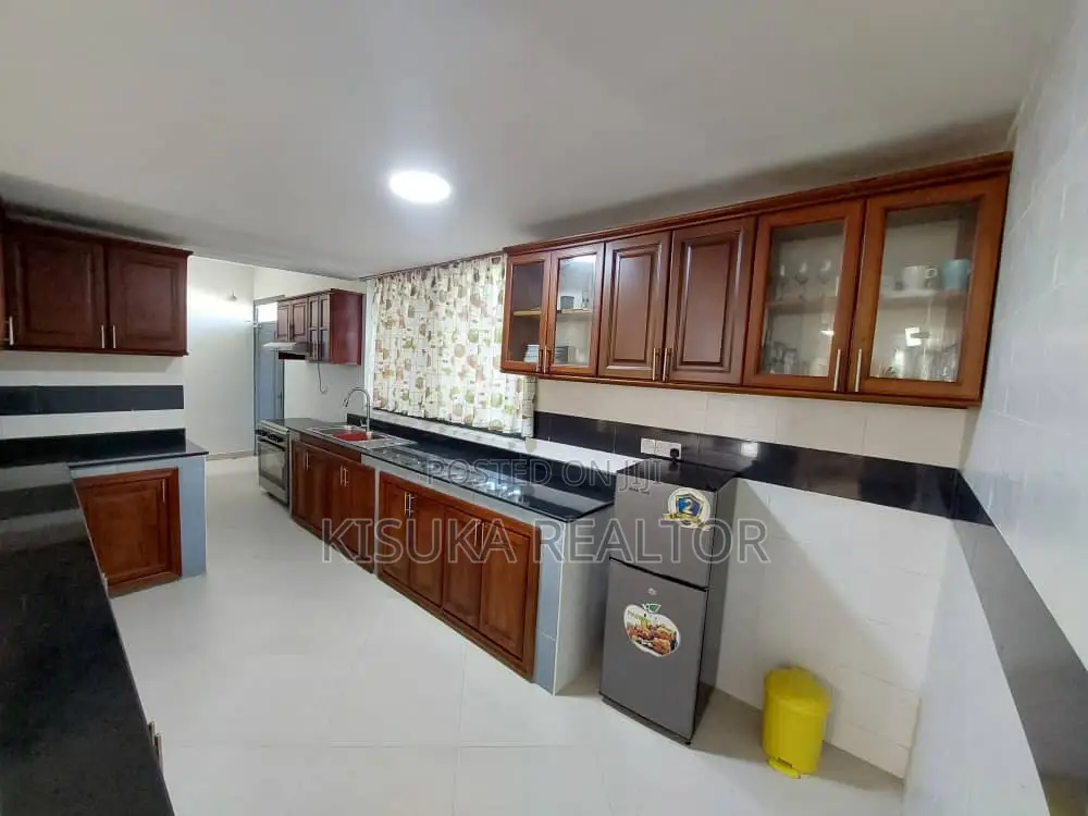 4bdrm House in Masaki for rent