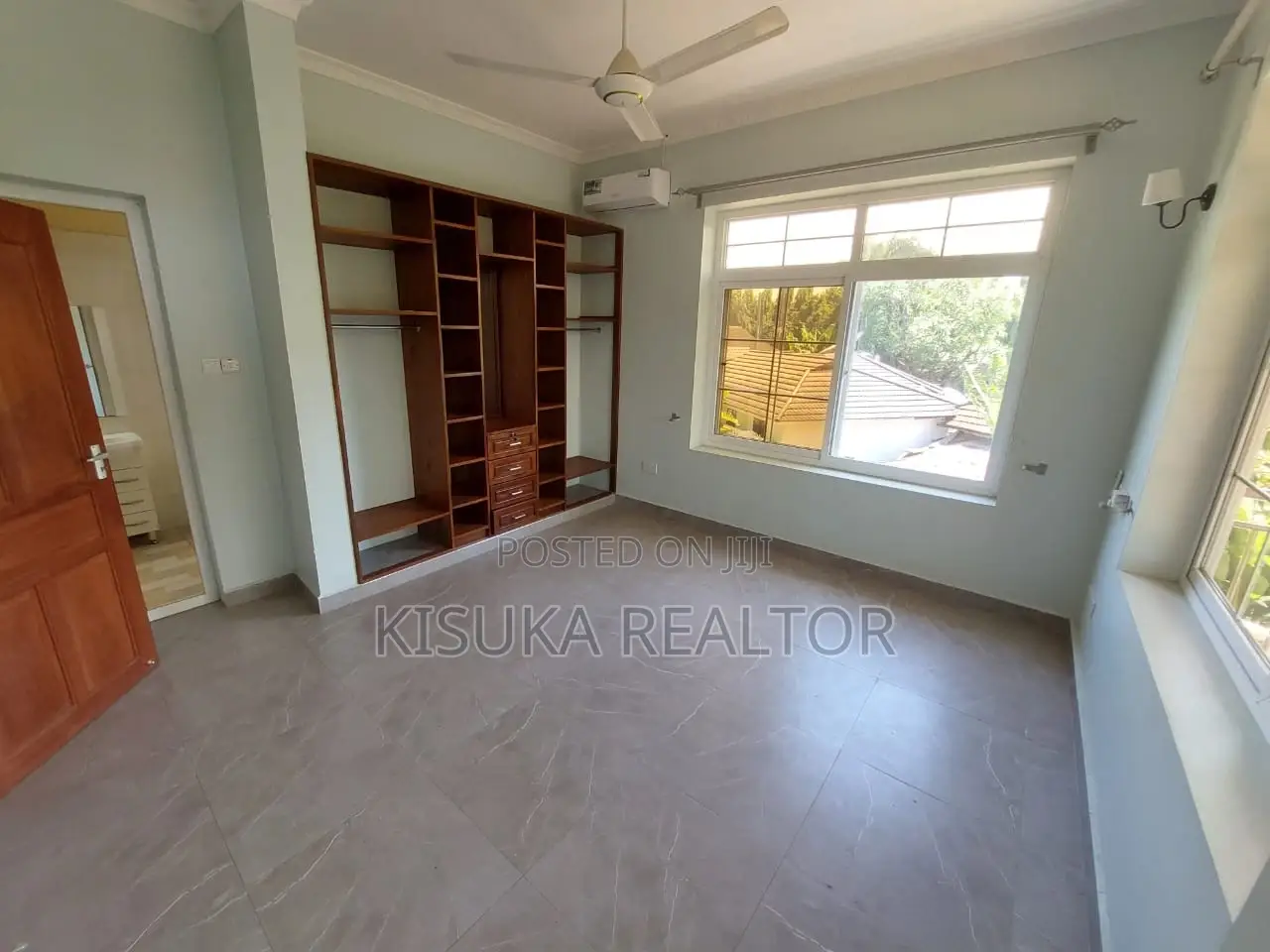 6bdrm House in Ada Estate for rent