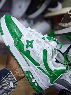 Mens Sneakers Louis Vuitton Green