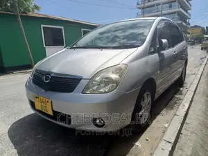 Toyota Corolla Spacio 2003 Silver