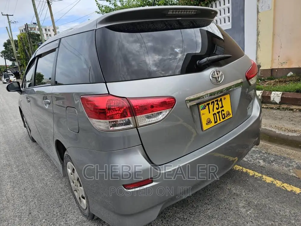 Toyota Wish 2009 Gray