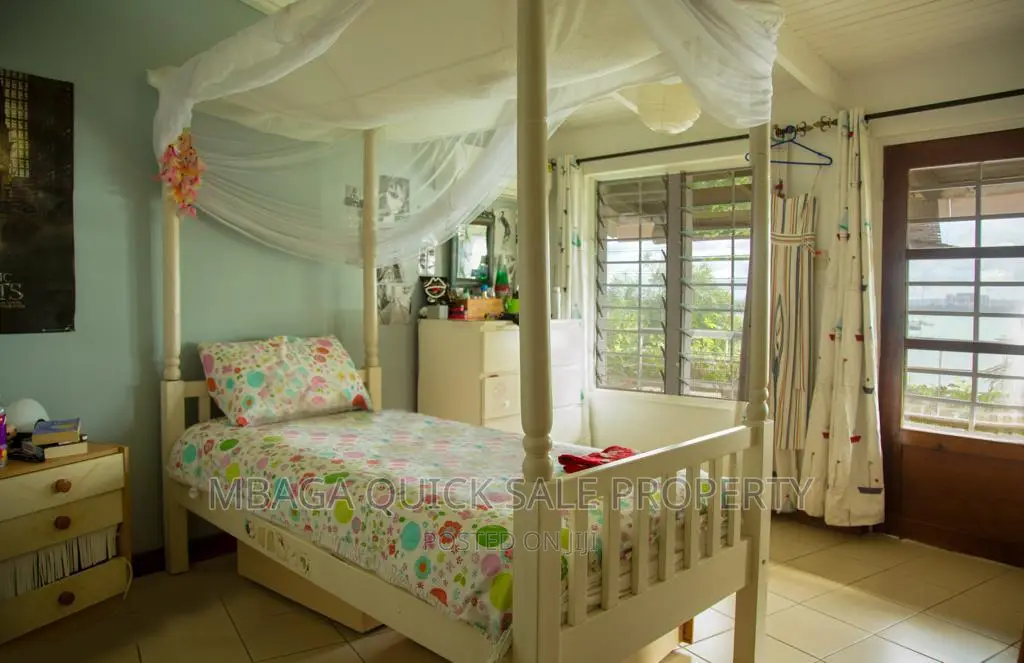 Furnished 4bdrm House in Masaki  Beach, Kinondoni for rent