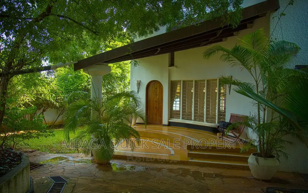 Furnished 4bdrm House in Masaki  Beach, Kinondoni for rent