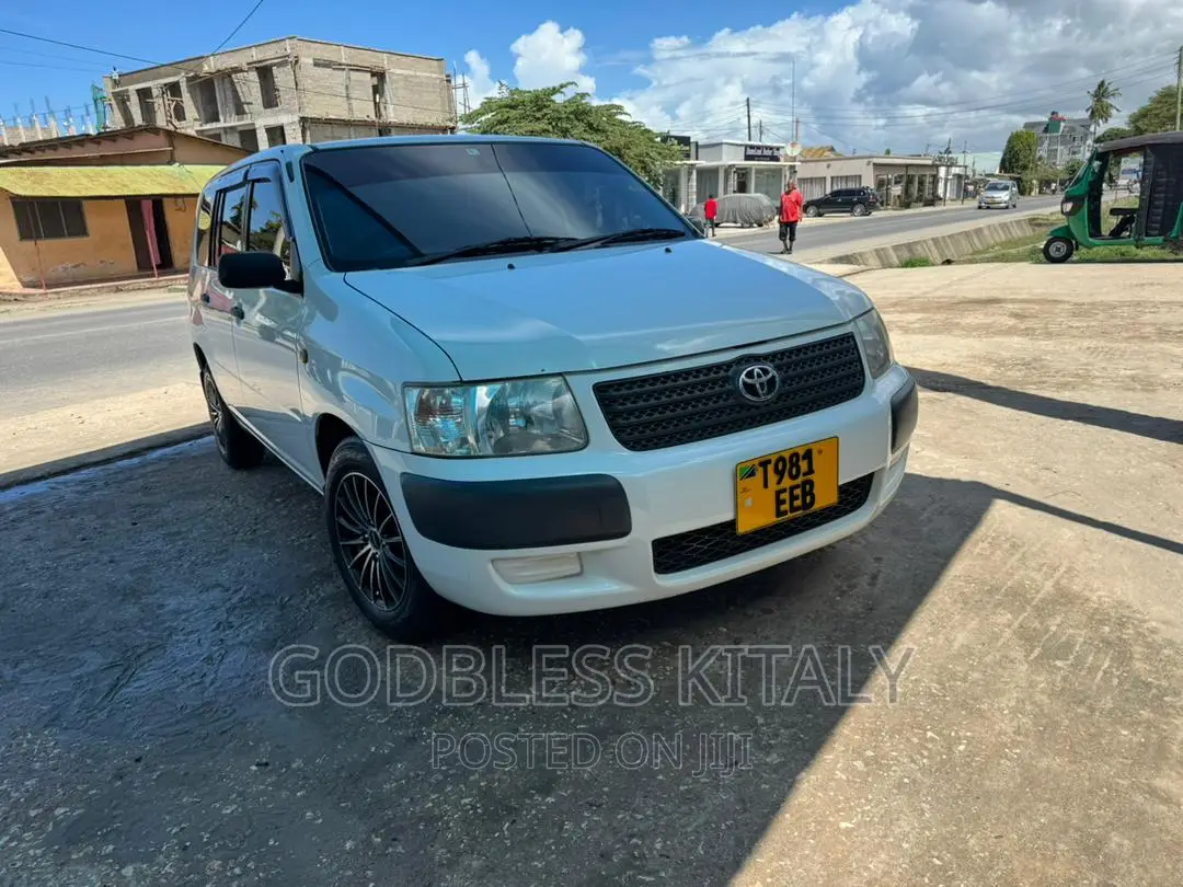 Toyota Succeed 2006 White
