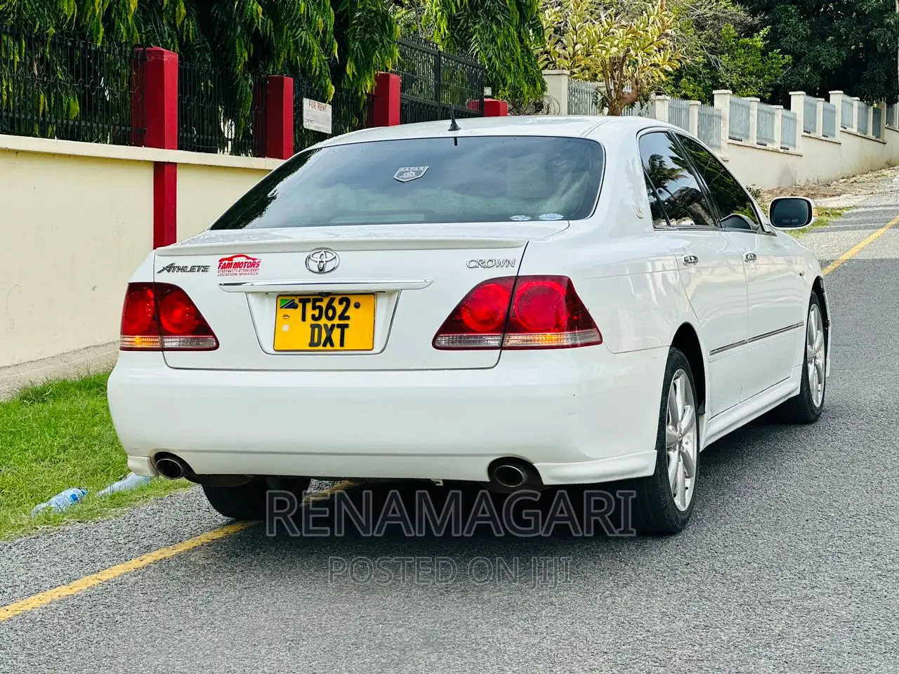Toyota Crown 2006 White