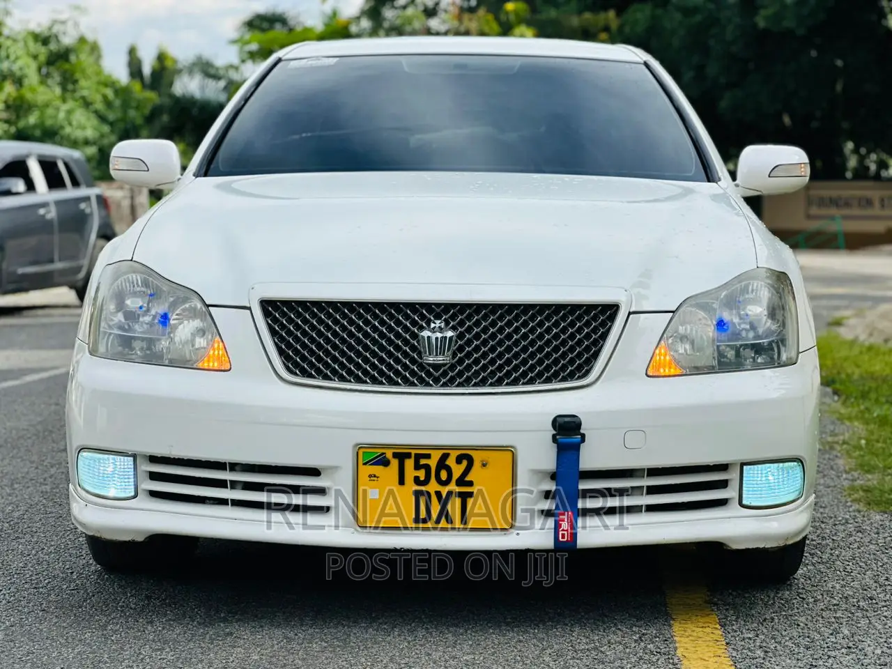 Toyota Crown 2006 White
