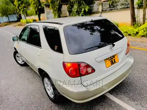 Toyota Harrier 2001 Beige