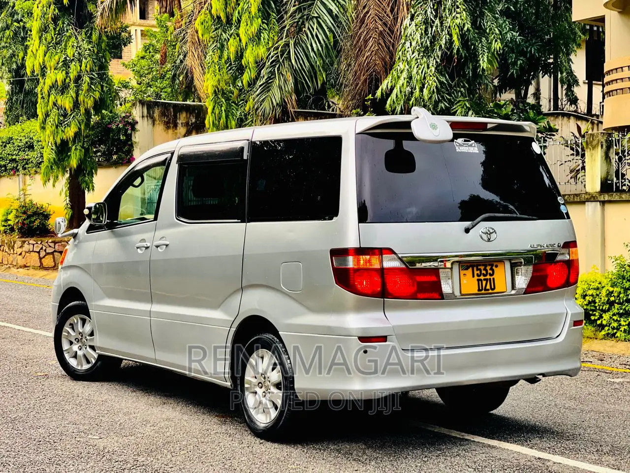 Toyota Alphard 2004 Silver