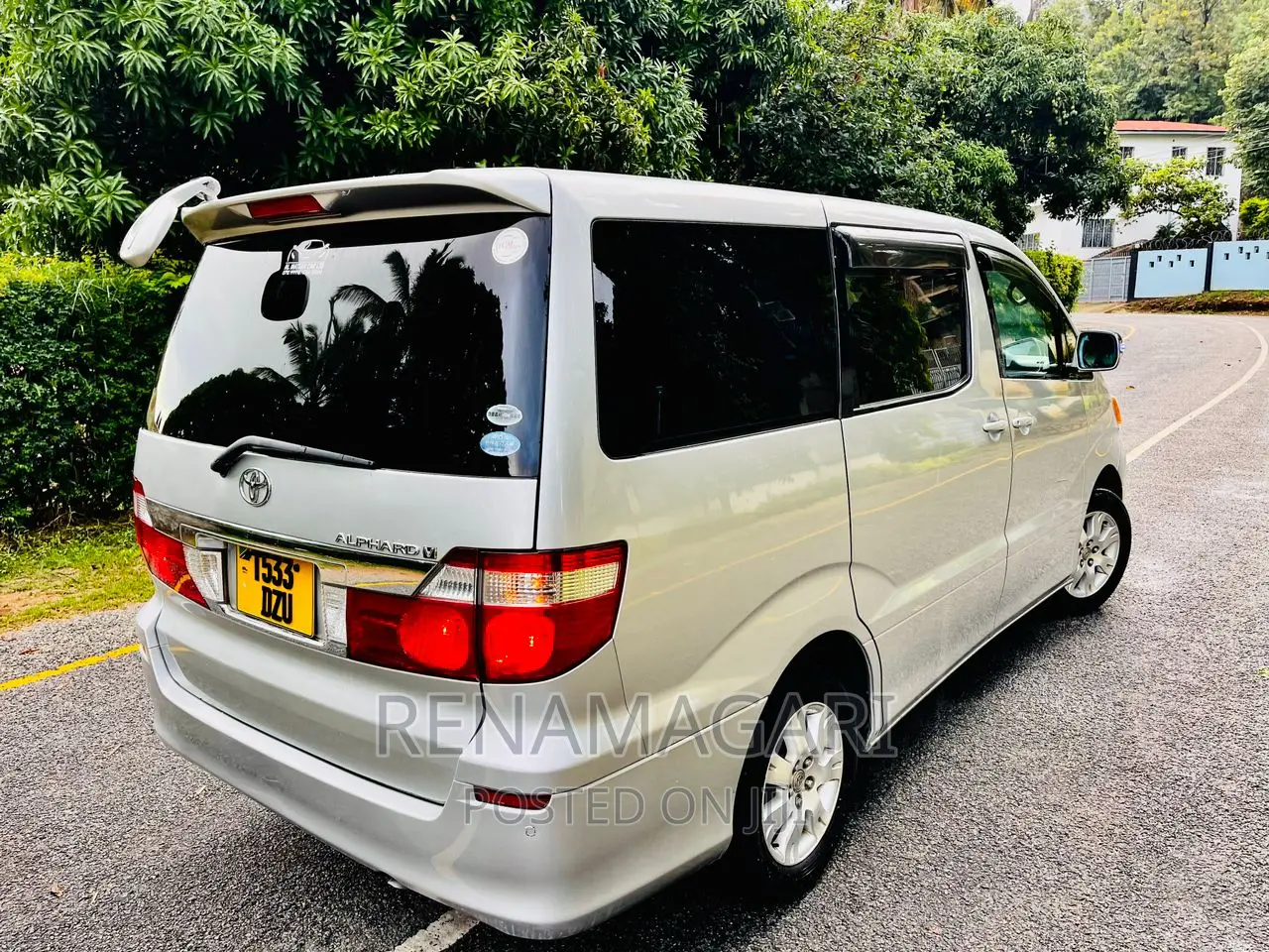 Toyota Alphard 2004 Silver
