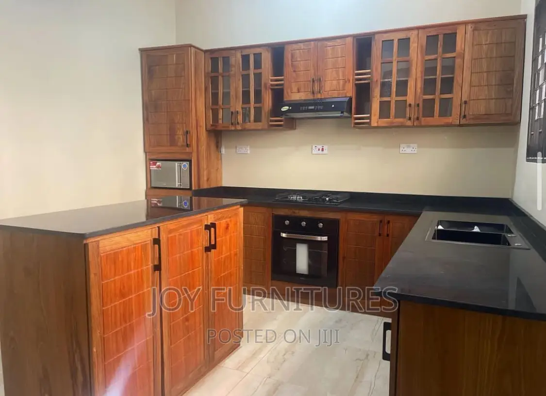 Kitchen Cabinets (Mninga)