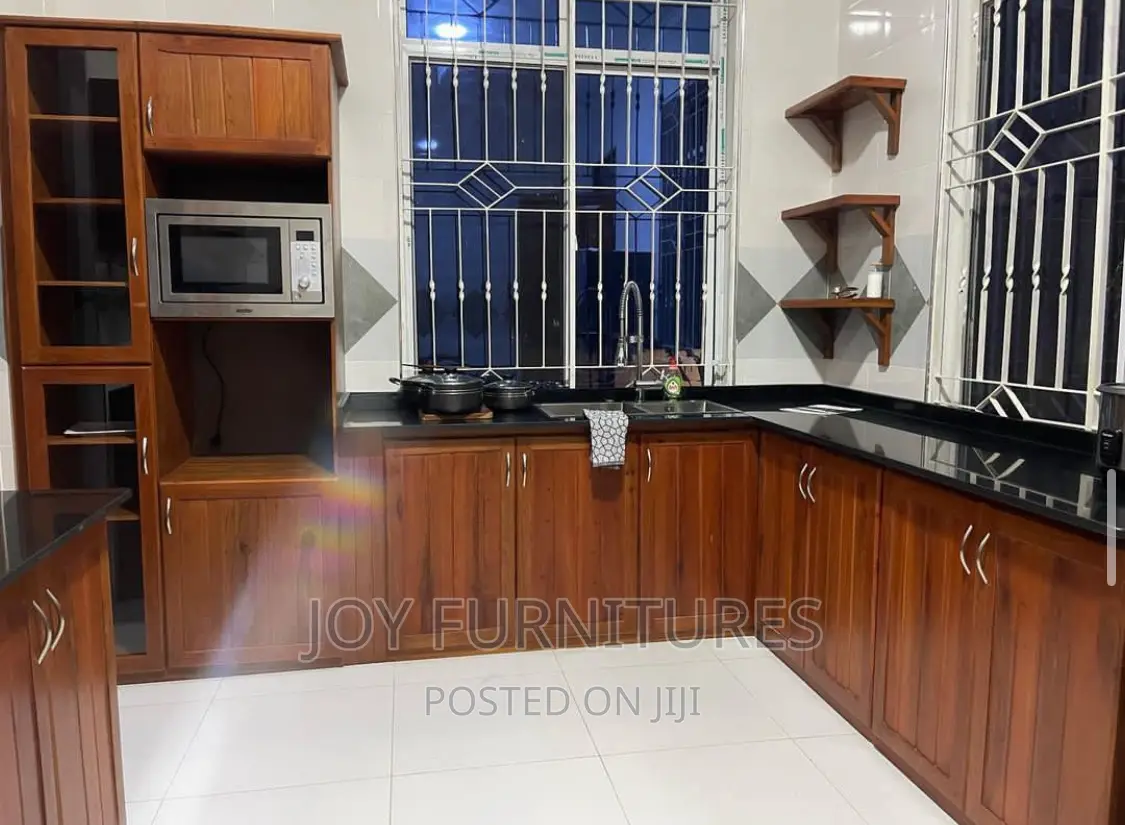 Kitchen Cabinets(Mninga)