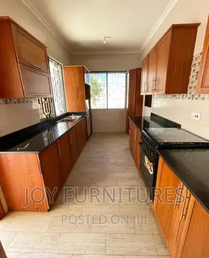 Kitchen Cabinets (Mninga)