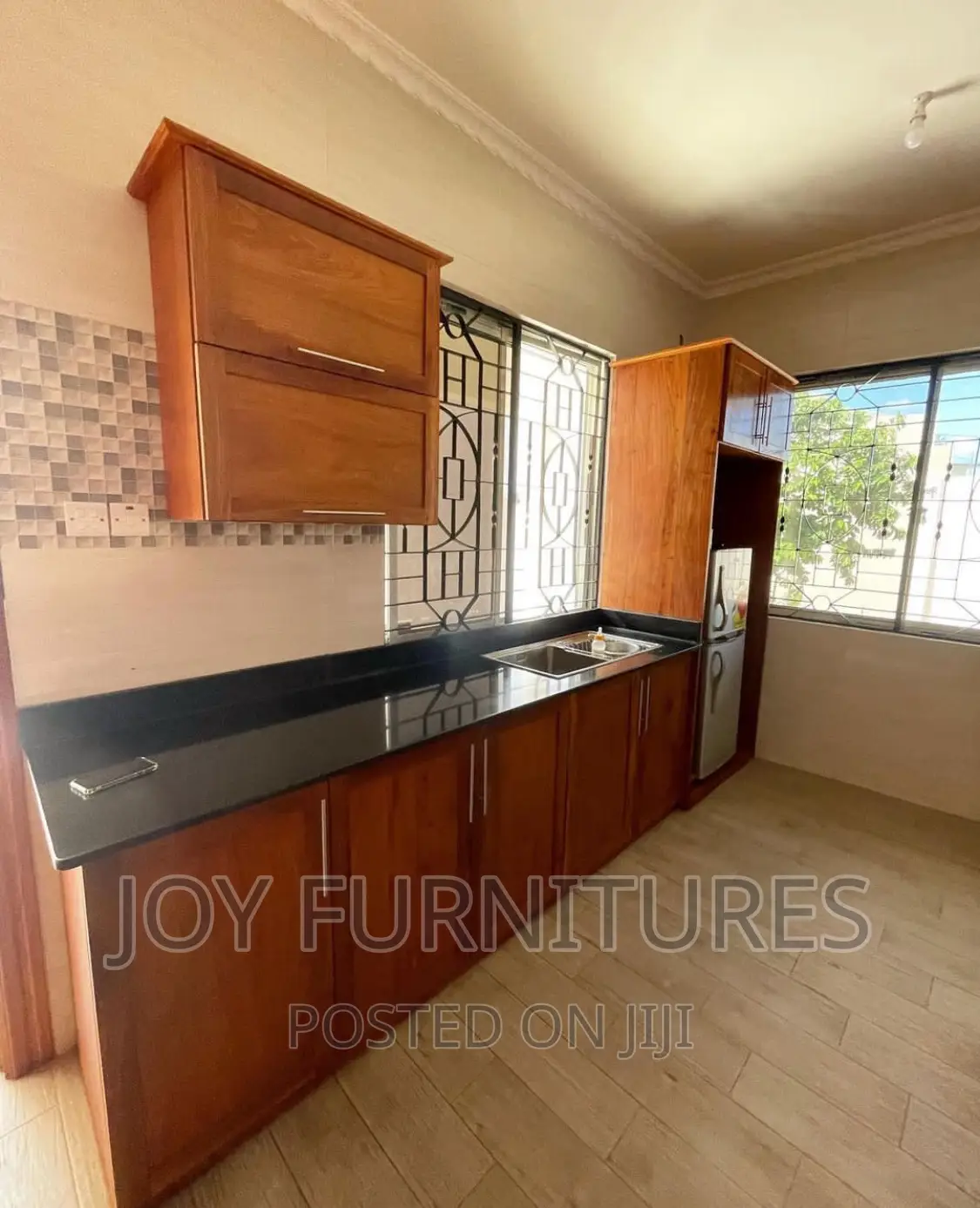 Kitchen Cabinets (Mninga)