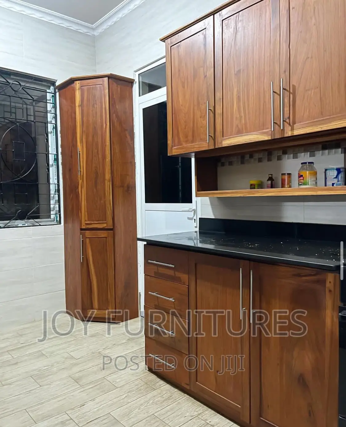 Kitchen Cabinets (Mninga)