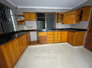 Kitchen Cabinets (Mkongo)