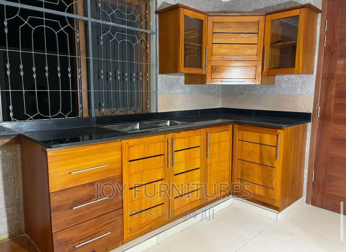 Kitchen Cabinets (Mkongo)