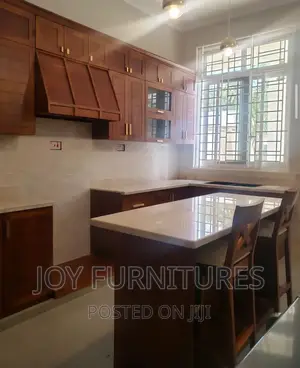 Kitchen Cabinets (Mninga)