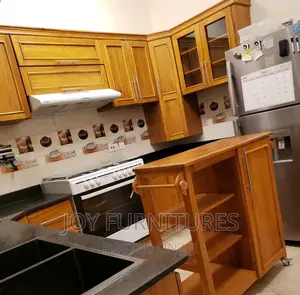 Kitchen Cabinets (Mkongo)