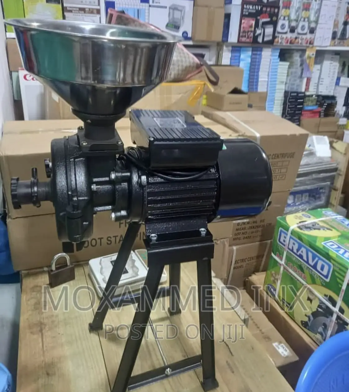 Grain Grinding Machine