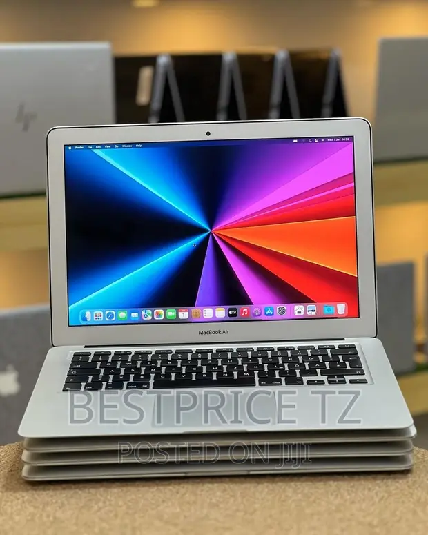 Laptop Apple MacBook Air 2017 8GB Intel Core I5 SSD 256GB for sale