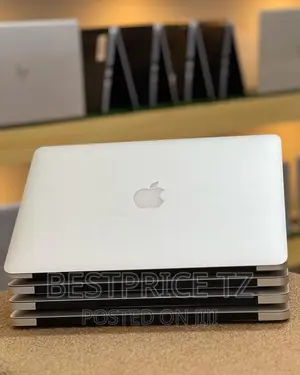 Laptop Apple MacBook Air 2017 8GB Intel Core I5 SSD 256GB