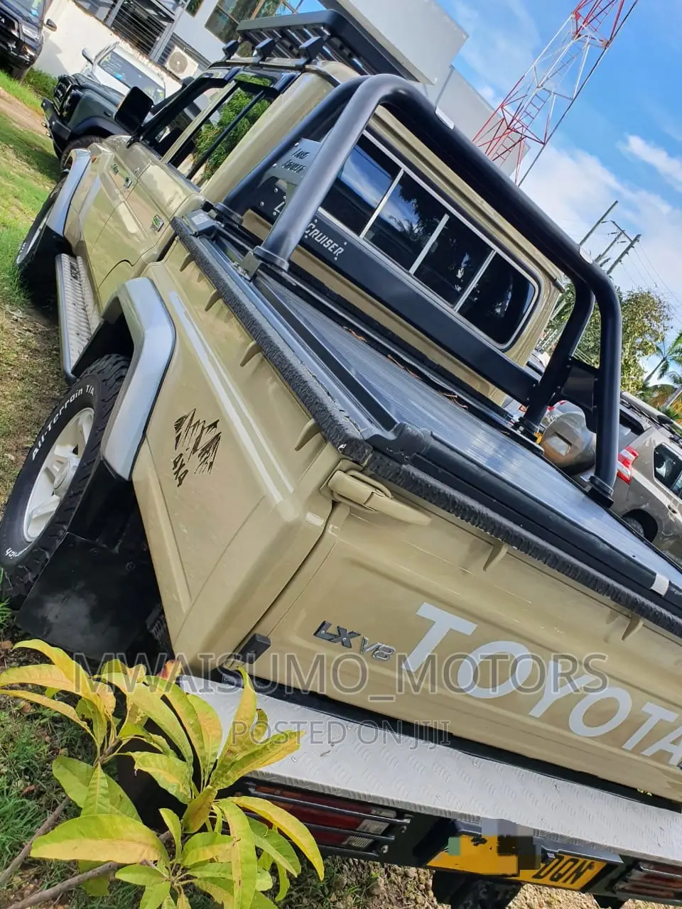 Toyota Land Cruiser 2018 Gold