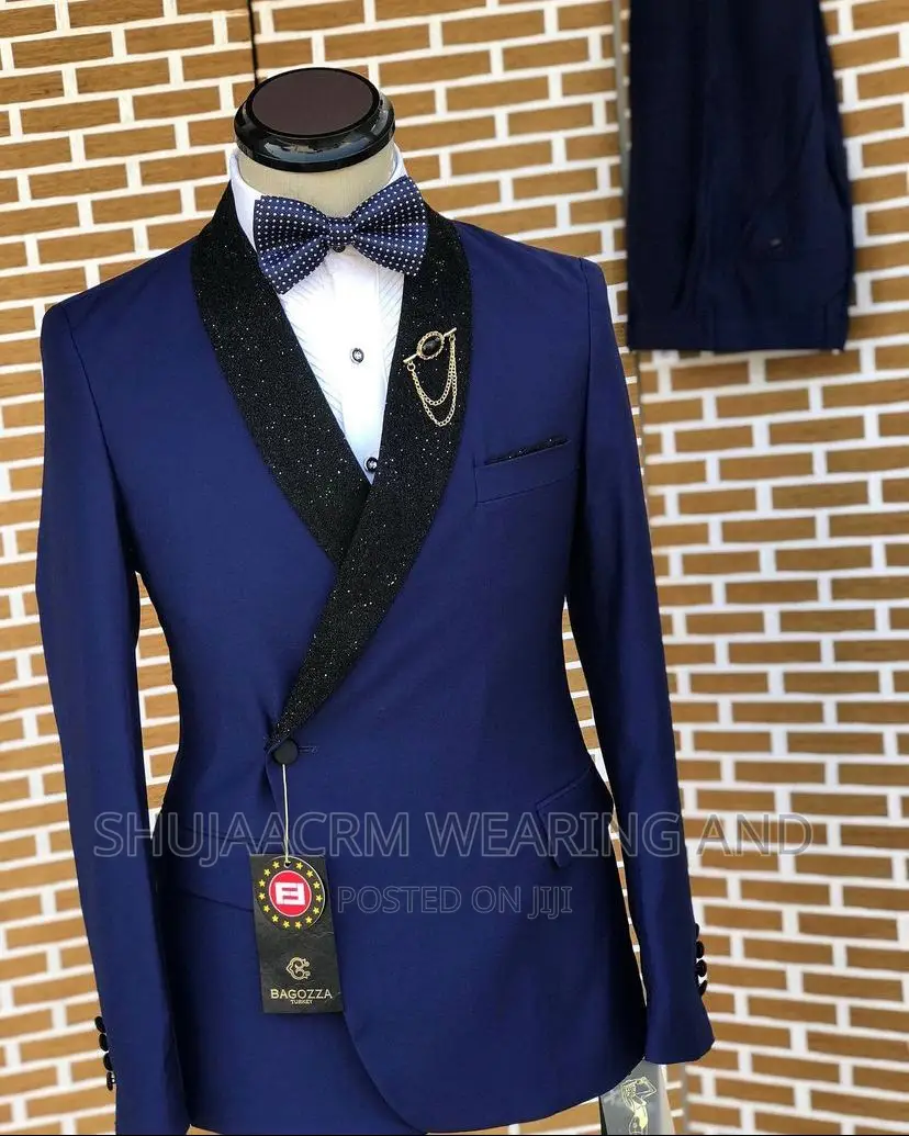 V Style Taxedo Mens Suit