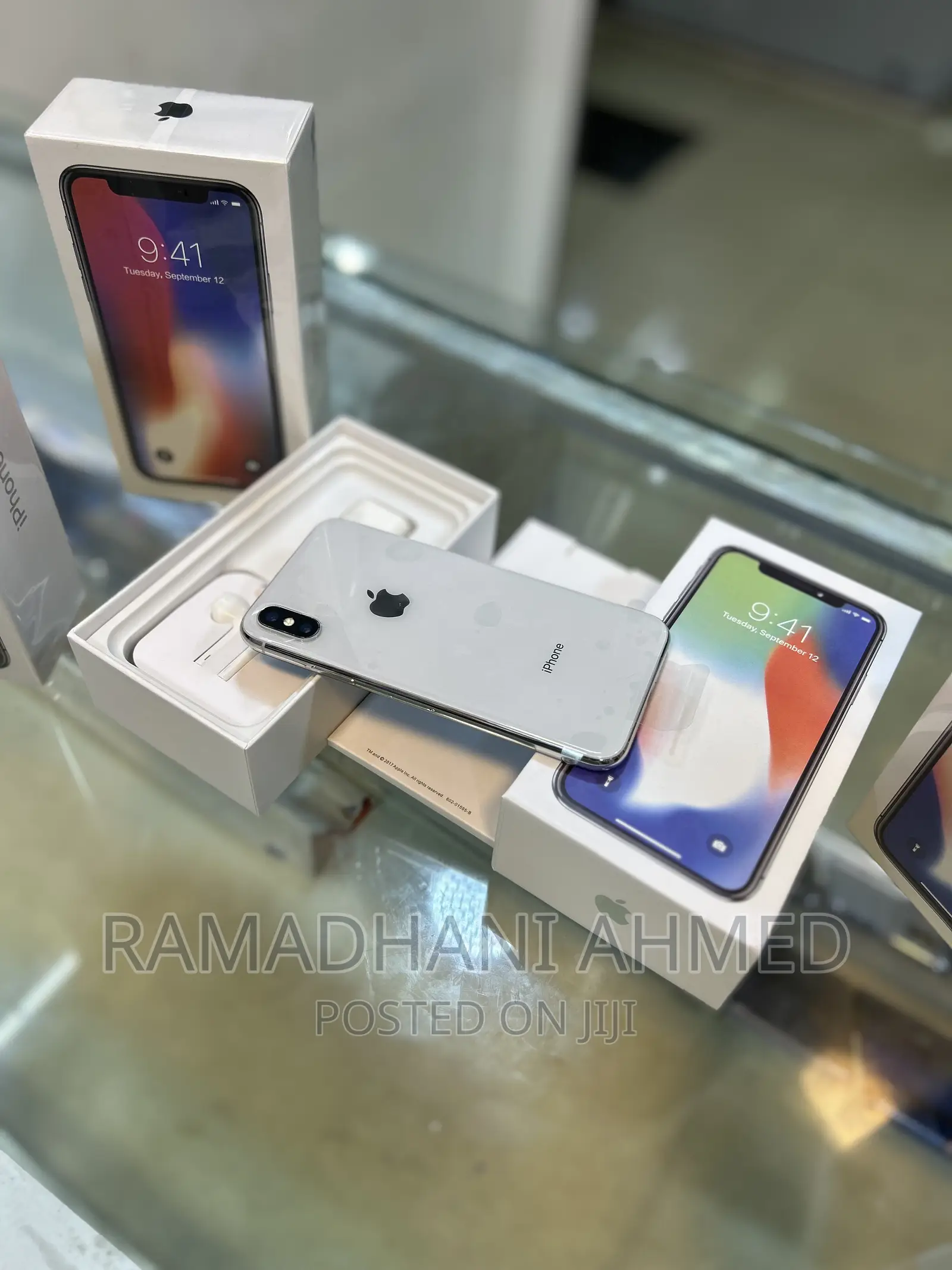 New Apple iPhone X 64 GB Silver