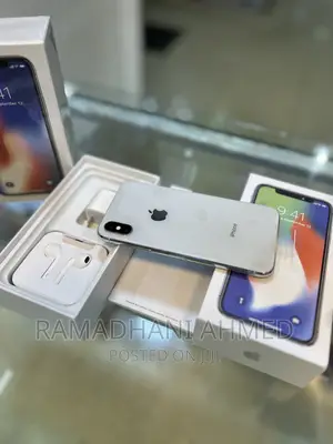 New Apple iPhone X 64 GB Silver