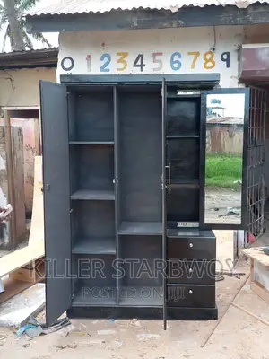Kabati Mpyaa Halijatumika