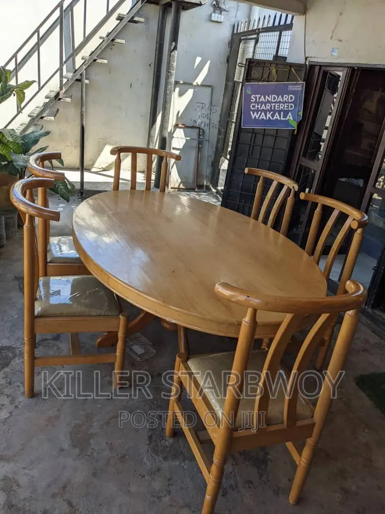Dinning Table Kali Sana