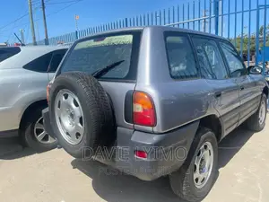 Toyota RAV4 1998 Gray