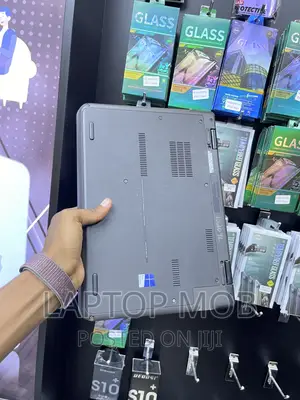 Laptop Lenovo Yoga 11e 4GB Intel Pentium HDD 500GB